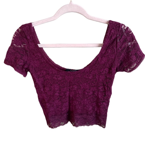 NWT Forever21 Purple Lace Crop Top - Picture 2 of 2
